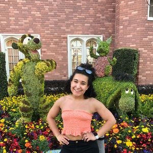 Meet your Posher, Victoria